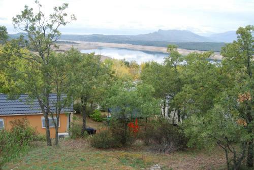 Camping De Cervera De Buitrago