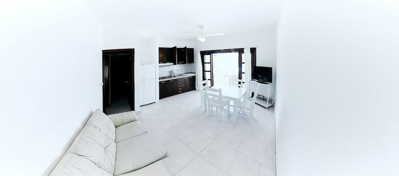 Flor Del Mar Condo
