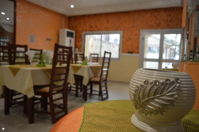 Hostal H�tel - Y
