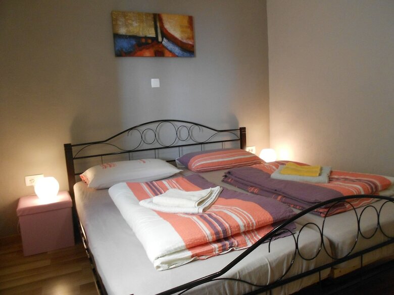 Apartments Hlapi