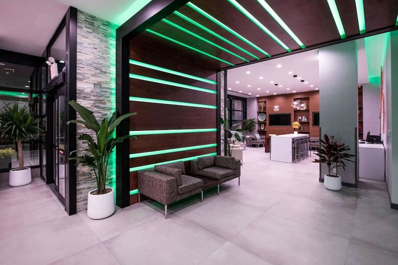 Hotel Wingate By Wyndham Long Island City