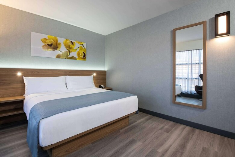 Hotel Wingate By Wyndham Long Island City