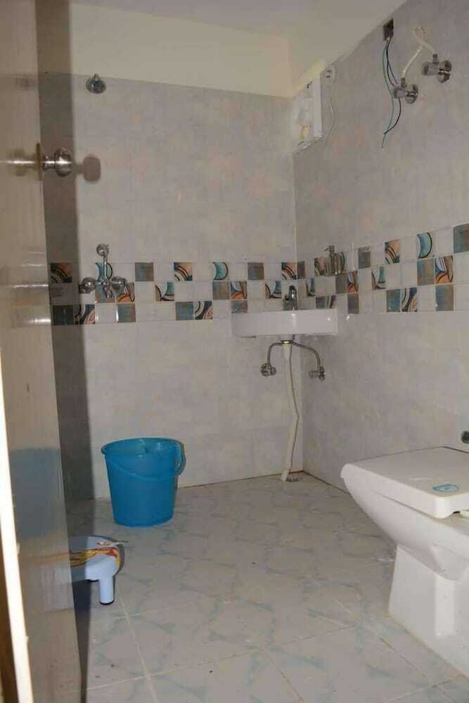 Hotel Gurugram Resort