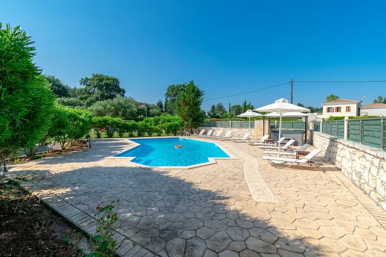 Villa Rosa 2 , Dassia , Corfu