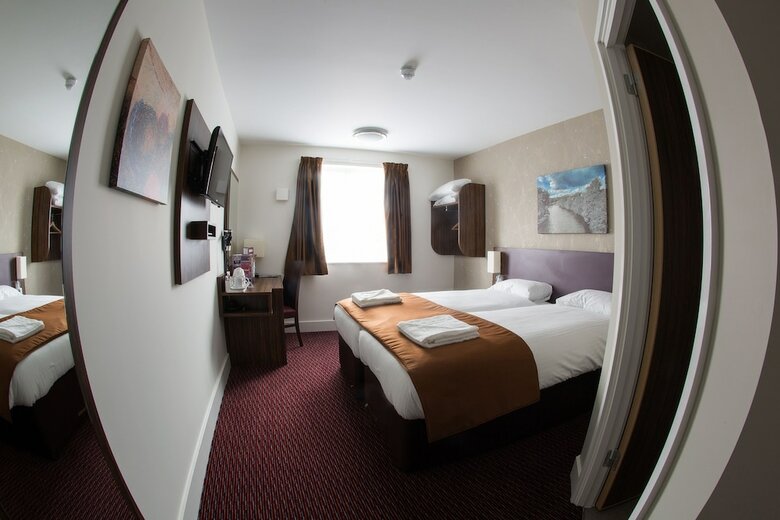 Posada Queen Of The Loch By Marston's Inns