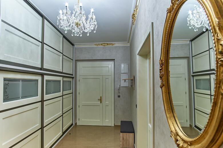 Presidential Apartment In The  Old Town Square