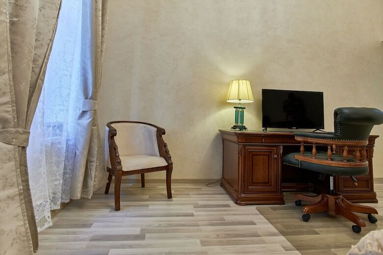 Presidential Apartment In The  Old Town Square