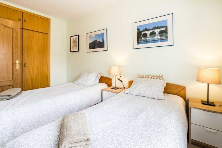 Apartamentos Paseo Del Sal�n