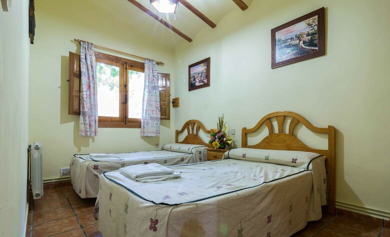 Agroturismo Casas Rurales Los Enebros