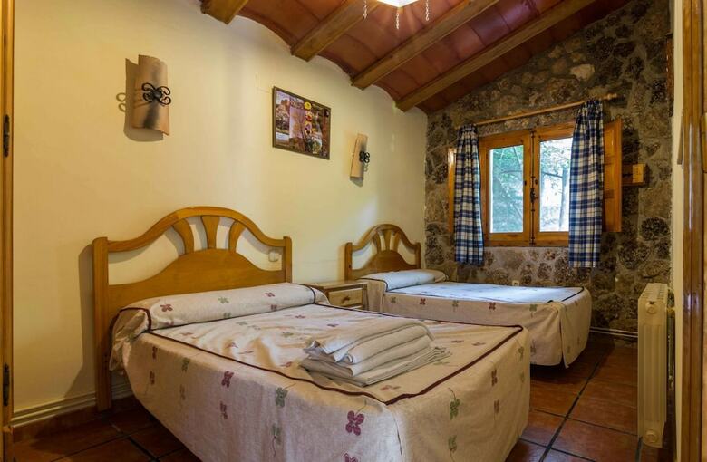 Agroturismo Casas Rurales Los Enebros