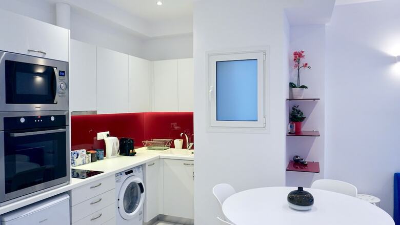 Apartamentos Central Bright Apt In Athens Near Metro