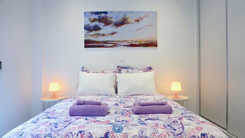 Apartamentos Central Bright Apt In Athens Near Metro
