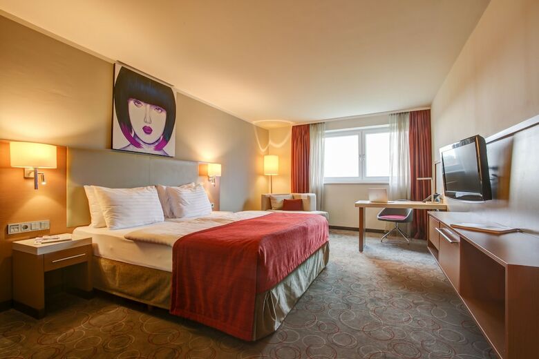 Fourside Hotel & Suites Vienna