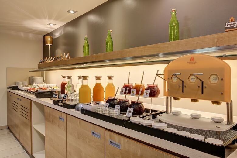 Fourside Hotel & Suites Vienna