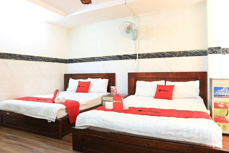 Hotel Reddoorz @ Cong Hoa Street