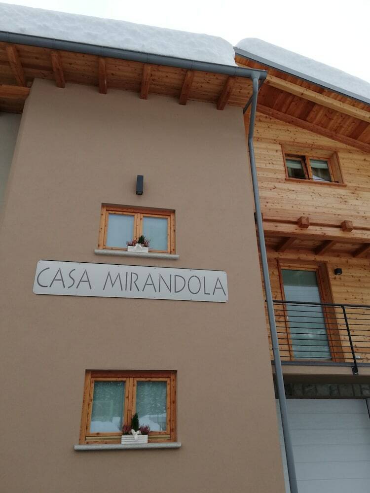 Casa Mirandola