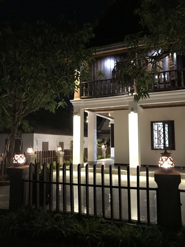 Wisdom Mystery Hotel