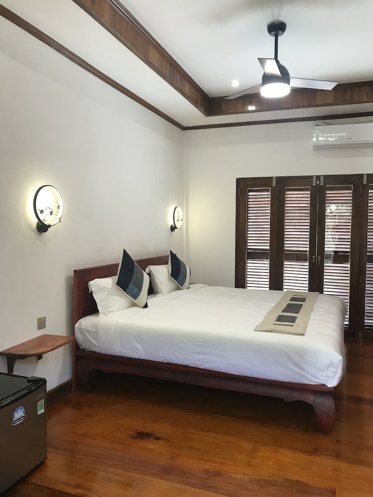 Wisdom Mystery Hotel