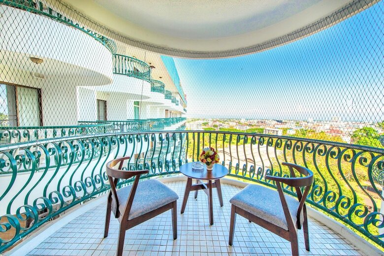 Apartamentos Hillside Plaza & Condotel 4 Downtown