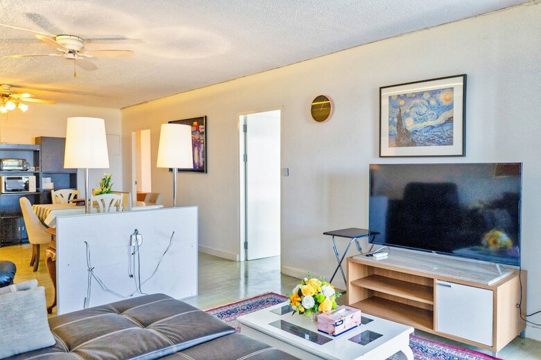 Apartamentos Hillside Plaza & Condotel 4 Downtown