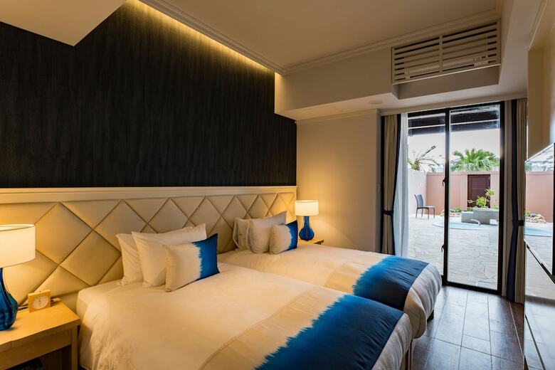 Hotel Shigira Mirage