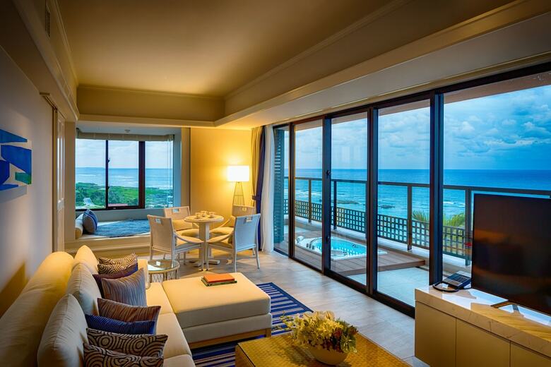 Hotel Shigira Mirage