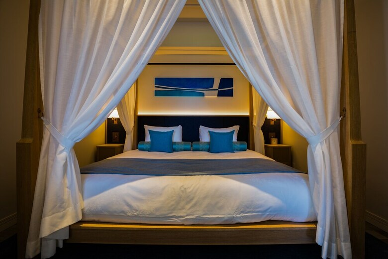 Hotel Shigira Mirage