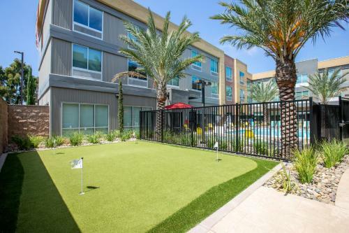 Hotel Home2 Suites By Hilton Carlsbad, Ca