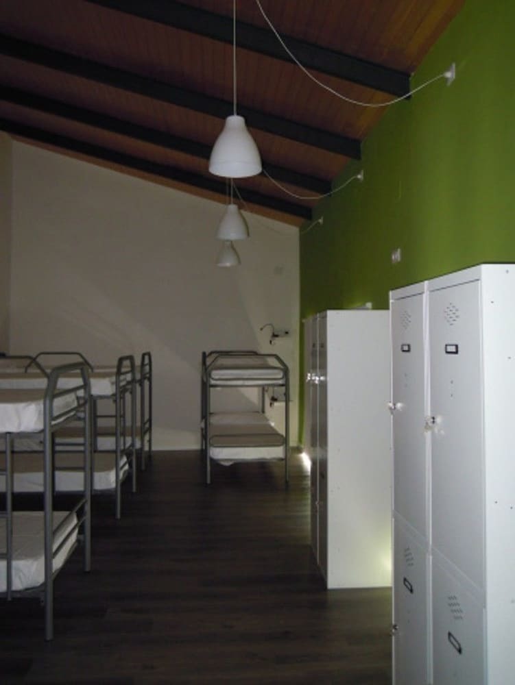 Hostal Hostel Ca�averal