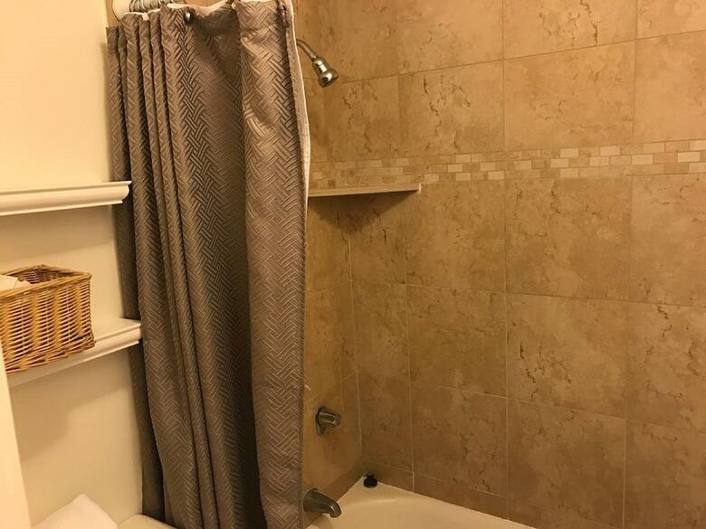 Kauhale Makai 430 - One Bedroom Condo