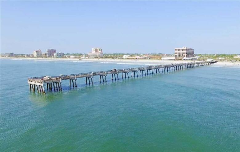 Jacksonville Beachdrifter 406 - Two Bedroom Condo