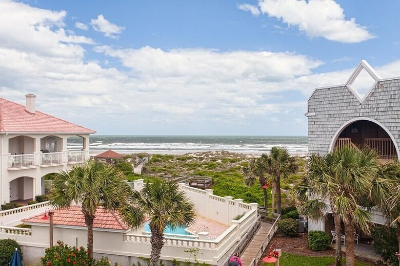Hibiscus 302d - Three Bedroom Condo