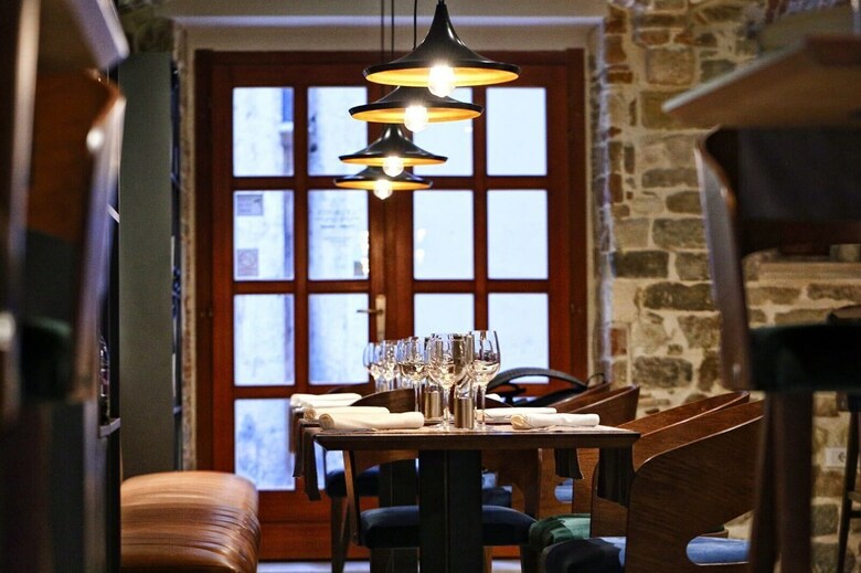 Hotel Le Premier Rooms