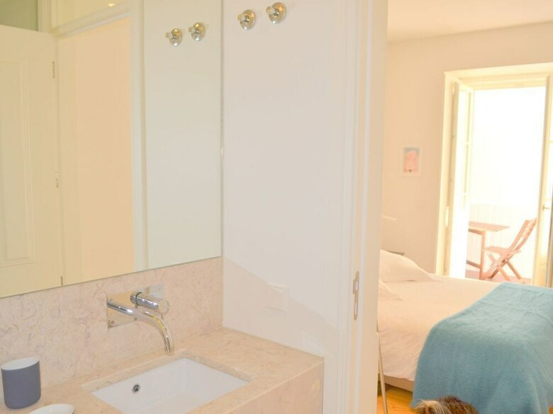 Apartamentos Rh Maestro 74