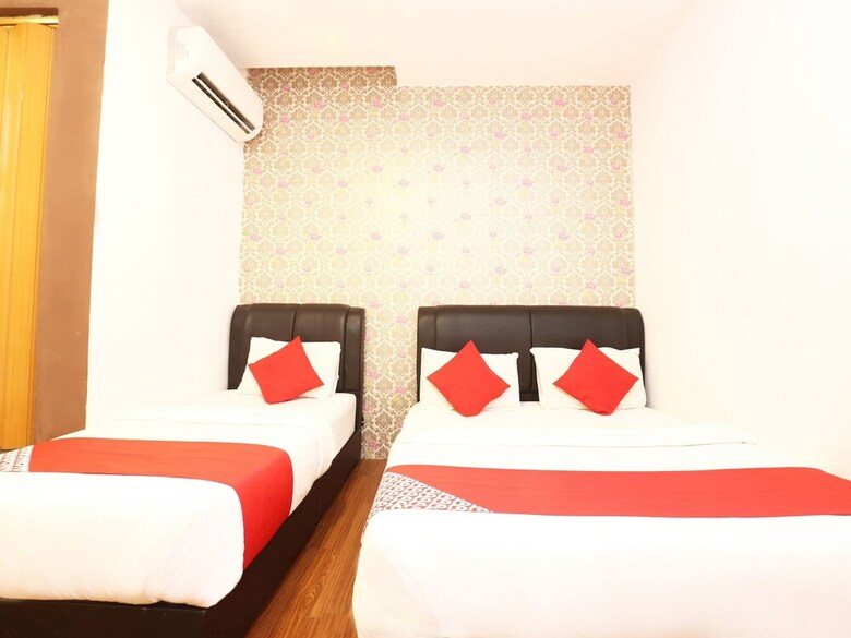 Oyo 717 Mr J Hotel Wakaf Che Yeh 2