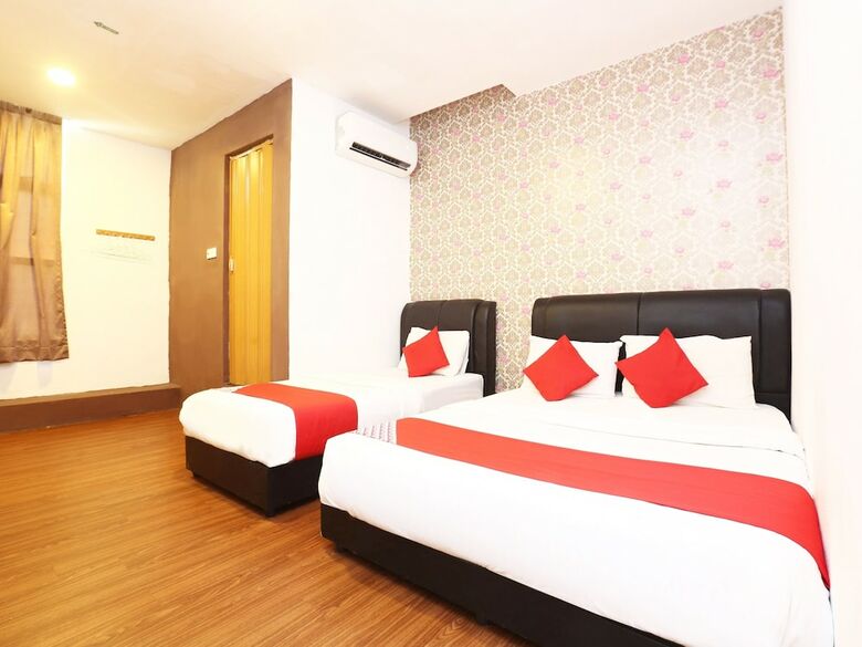 Oyo 717 Mr J Hotel Wakaf Che Yeh 2