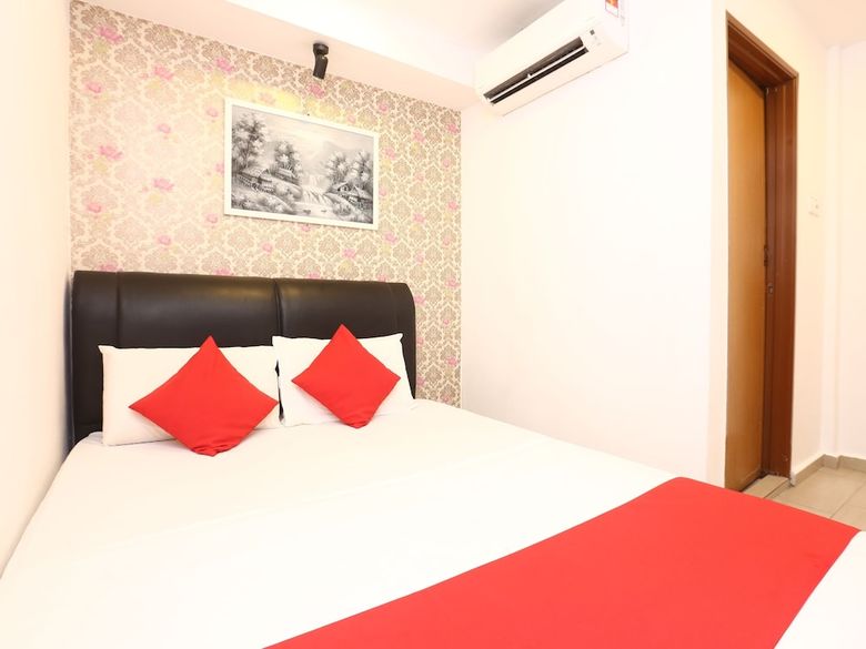 Oyo 718 Mr J Hotel Wakaf Che Yeh 1
