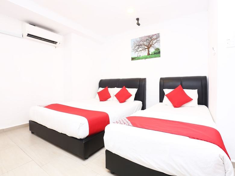 Oyo 718 Mr J Hotel Wakaf Che Yeh 1