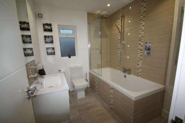 Four Corners Holiday Home With Hot Tub & Sauna
