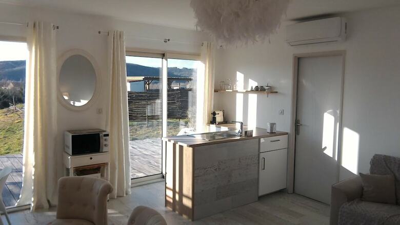 Bed & Breakfast Les Chambres de La Nouvelle Ali�nor