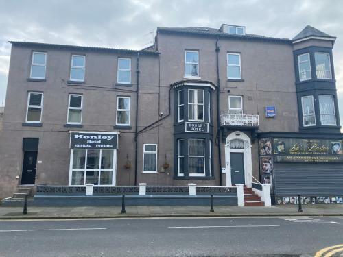 Honley Hotel