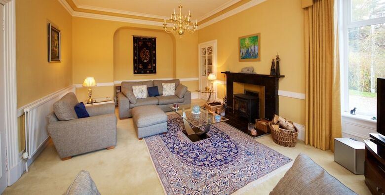 Lochwood House B&B And Self Catering