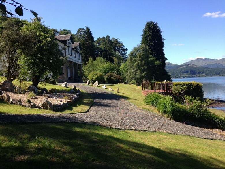 Lochwood House B&B And Self Catering