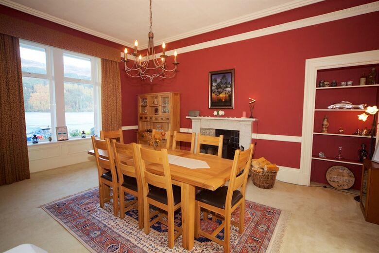 Lochwood House B&B And Self Catering