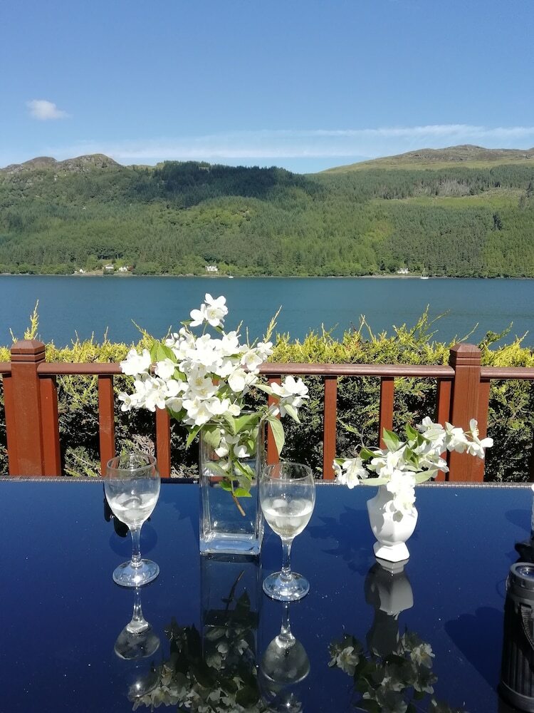 Lochwood House B&B And Self Catering