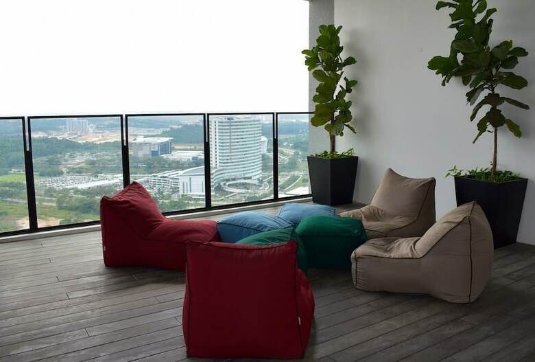 Kanvas Soho Suites