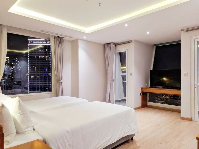 Le's Cham Hotel
