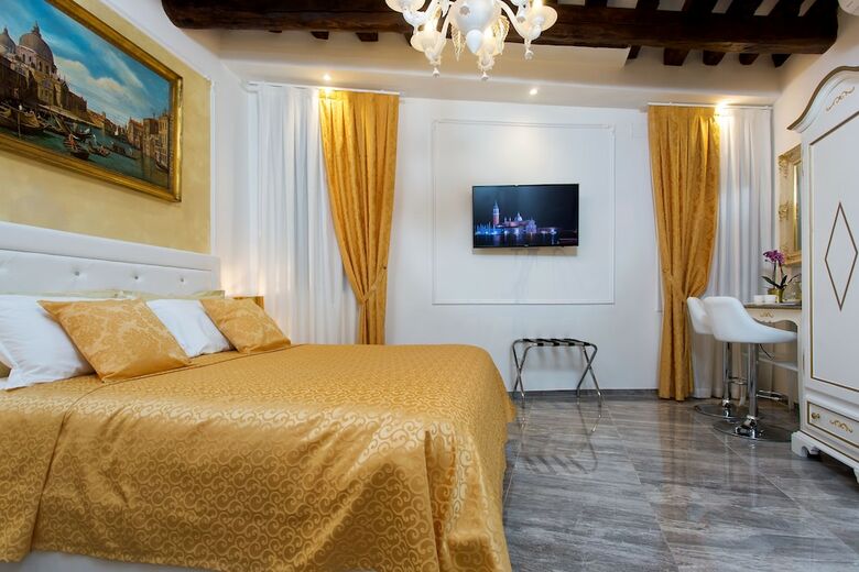 Hotel C� Patron