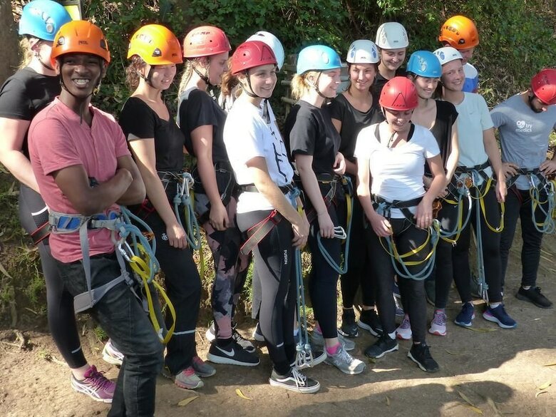 Hotel Supreme Adventure Park Bunyonyi