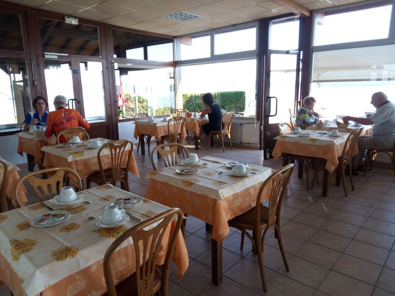 Hotel H�tel Du Lac